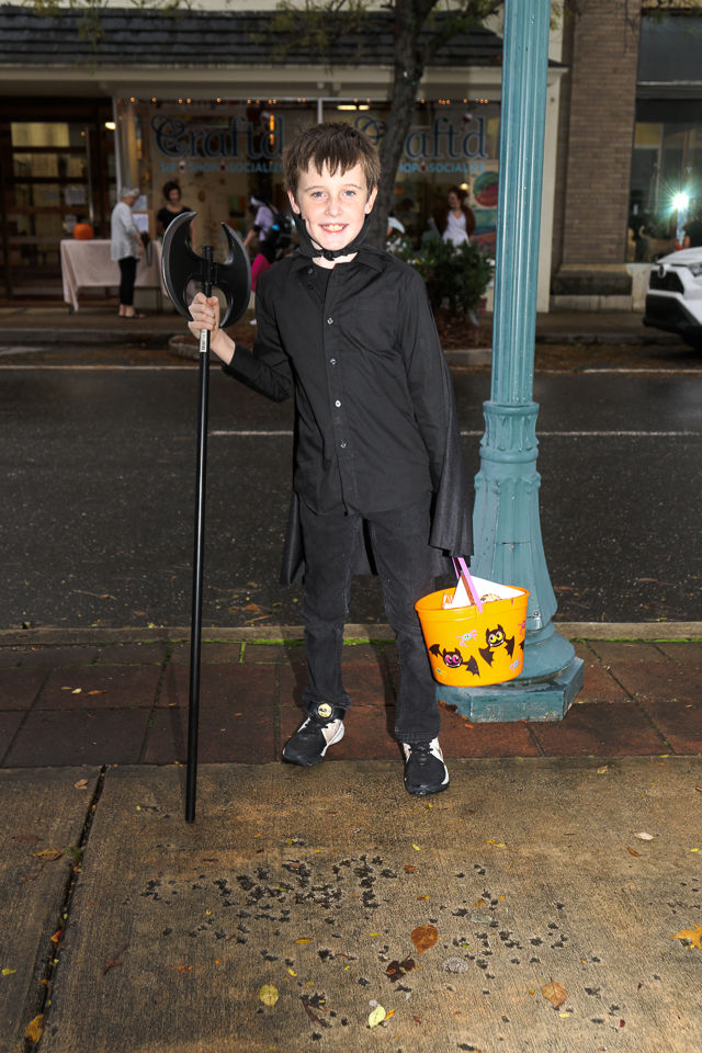Halloween Trick or Treat Downtown Morganton 2019-9559.JPG